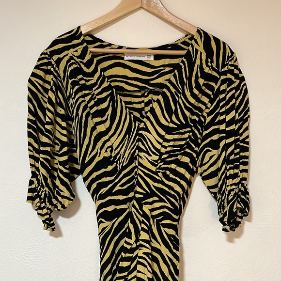 FAITHFULL THE BRAND size 4 - Picture 2 of 6